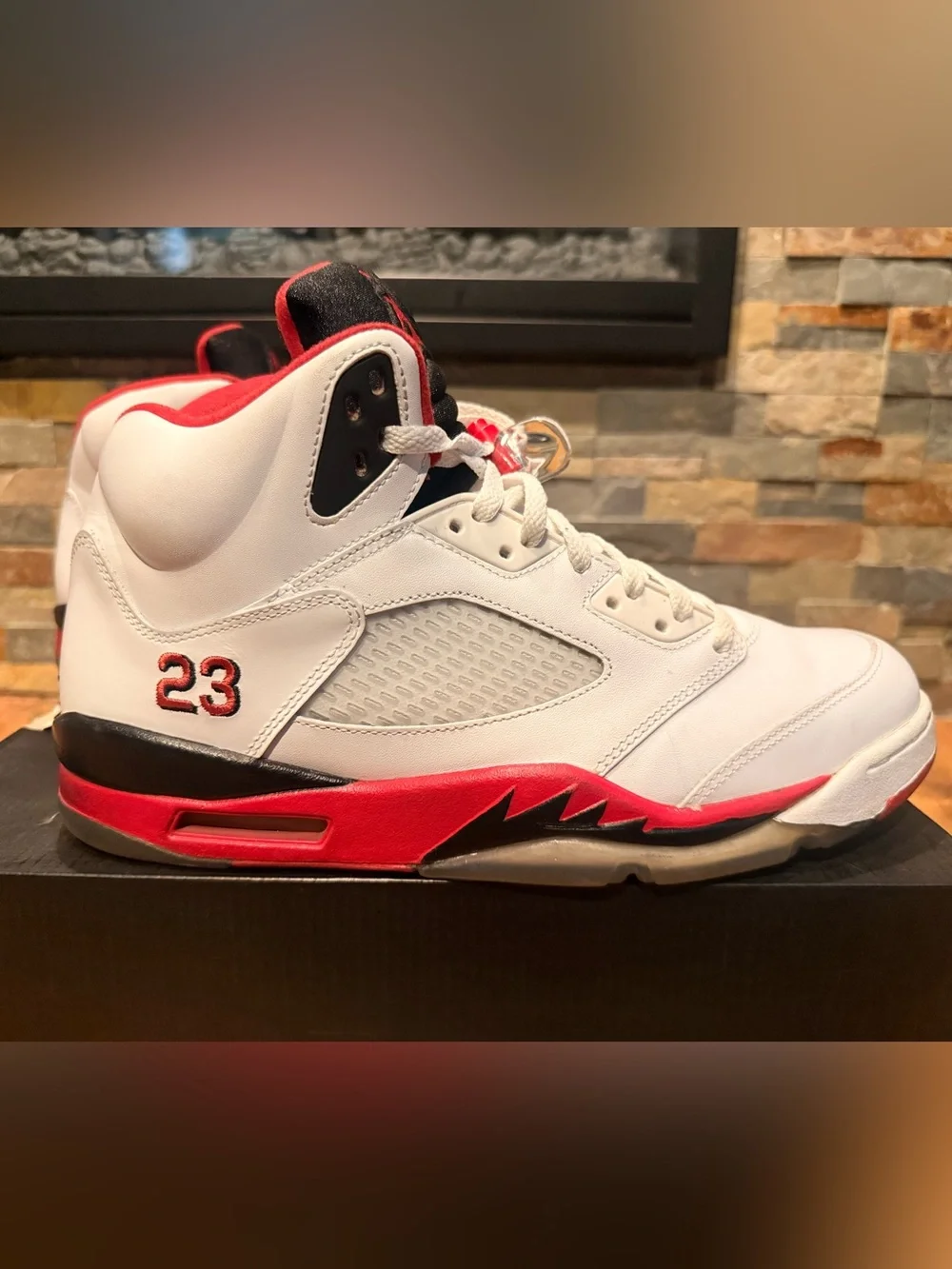 Jordan classic white